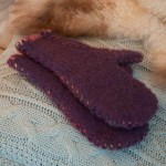 Machine felt mittens