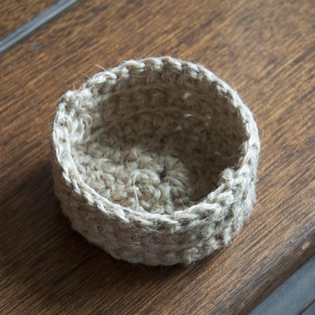 Jute Basket inside
